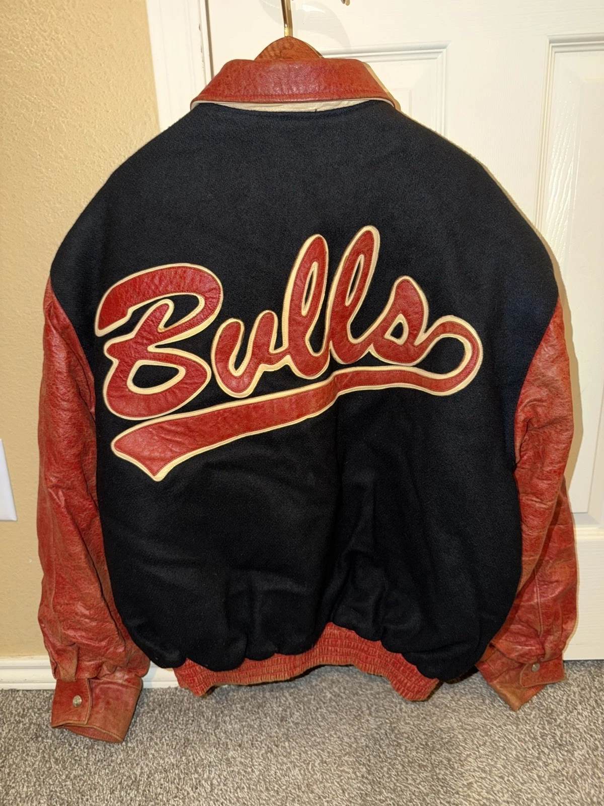 New RARE JH Design Jeff Hamilton 1993 Chicago Bulls Leather Wool Satin Jacket !! - product detail image 2