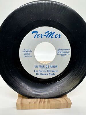 LOS BRAVOS DEL NORTE Mi Gusto / Un Mar De Amor TEX-MEX 738 45 VINYL 7''