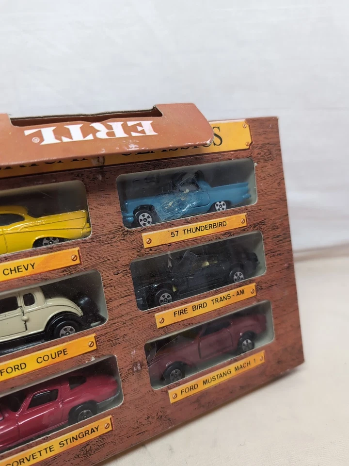 Ertl American Classics Cars of the World 6 Car Box Set Nº 1741 Nuevo en caja Foto 2 de 3
