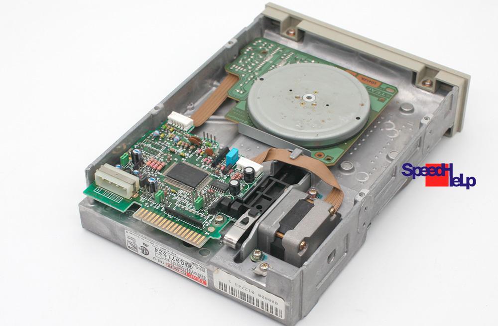 TEAC FD-55GFR-143-U 13.3CM 5.25 TEAC FD-55GFR-143-U 13.3CM 5.25
