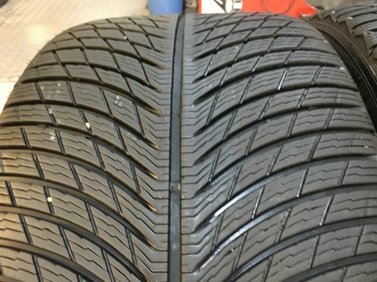 GOMME INVERNALI 265/40/20 104W 295/35/20 105W MICHELIN ALPIN MO MERCEDES GT