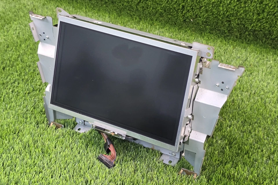 Lexus LS460 2007-2009 NAVIGATION SCREEN Touch DISPLAY 86430-50091 oem used - Image 4 of 4