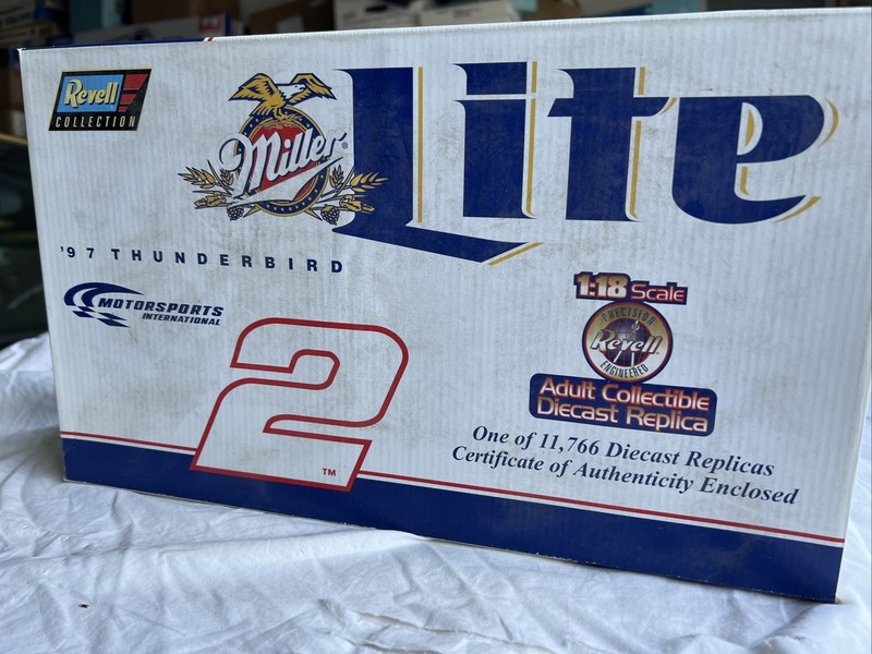 REVELL COLLECTION MILLER LIGHT 1997 THUNDERBIRD RUSTY WALLACE #2 1:18 SCALE