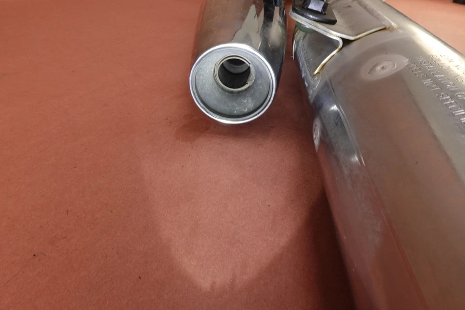 Silenciador de tubo de escape clásico Yamaha V Star 650 XVS650 1998-2015 Foto 2 de 4