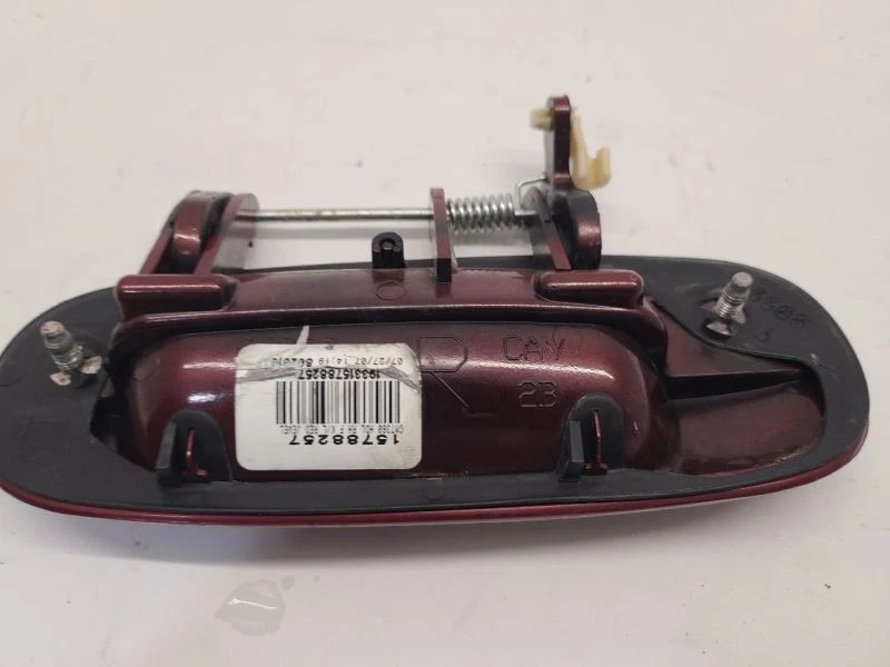 2002-09 GMC ENVOY Passenger Front Right Exterior Door Handle RH Red Foto 4 de 4