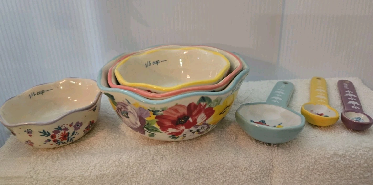 4 Pioneer Woman Measuring Bowls and 3 Spoons Floral
Opens in a new window or tab
