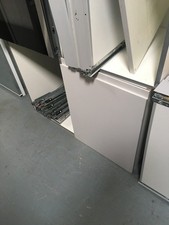 MAGNET  Luna  Kitchen Doors, Drawer Fronts, Runners and Pull Out Cabinet