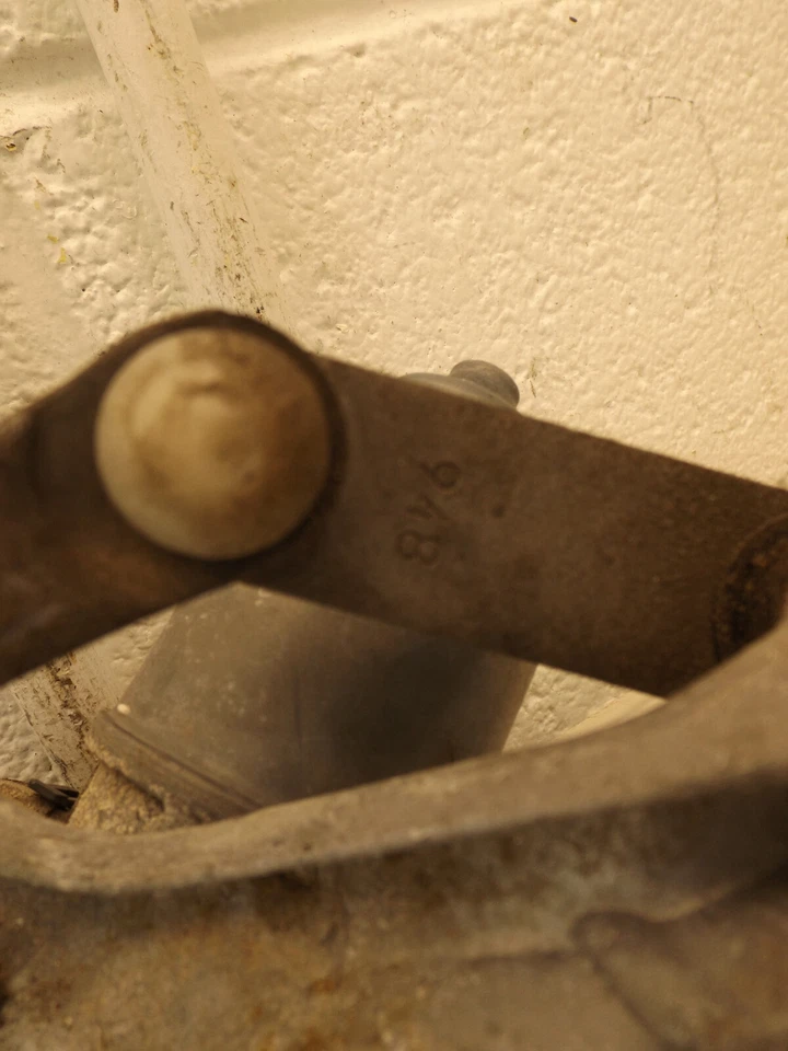 2006–2016 Chevrolet Impala Front Windshield Wiper Linkage Assembly Used OEM - Imagem 4 de 4