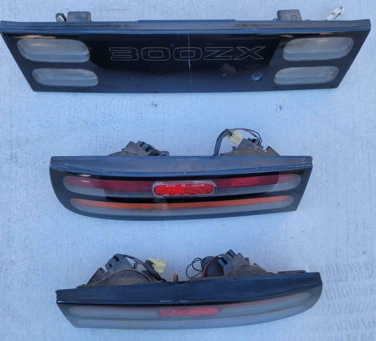 1990-1996 Nissan 300ZX Z32 2+2 Factory Tail Light Lamp 3PCS LH