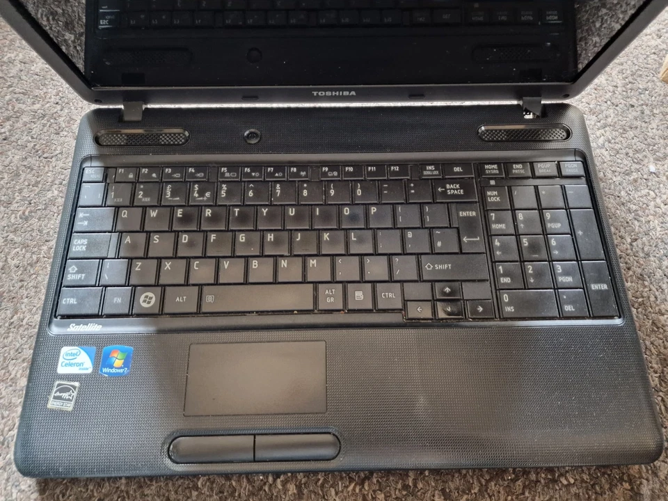 Toshiba Sattelite  C660-195 ,2gb Ram , No Hdd - Image 3 of 4