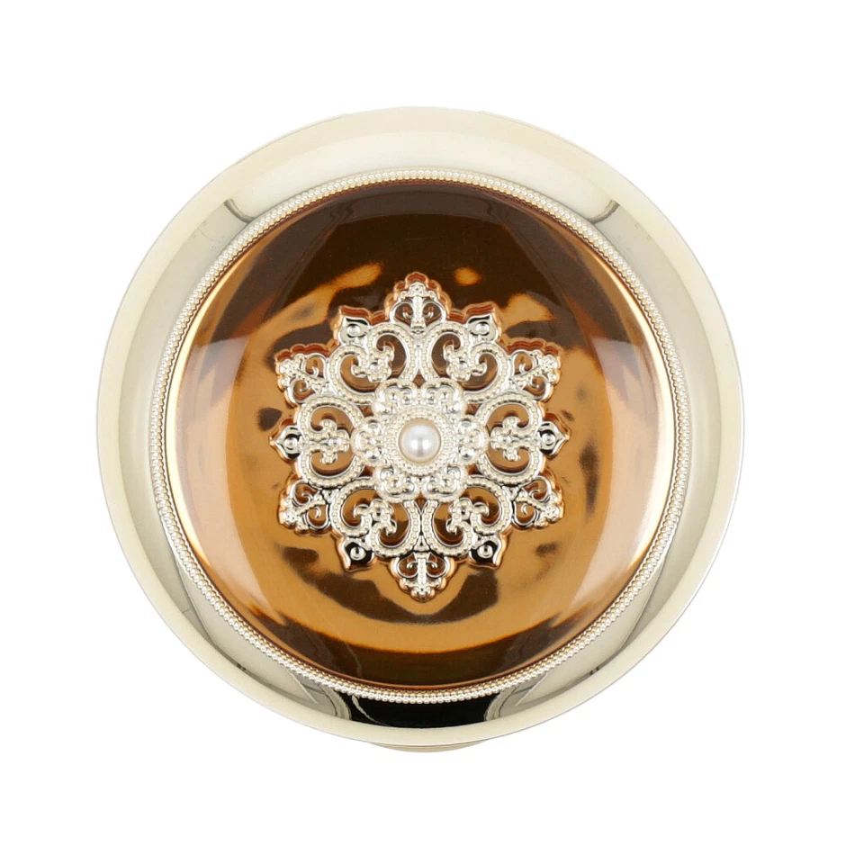 The history of whoo Radiant Essence Cushion & Refill SET + with FREE samples - Image 3 of 4