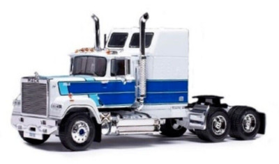 IXO TR165 Mack Superliner Magnum Tractor - White / Blue 1/43 O Scale Diecast MIB