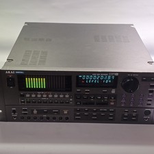 AKAI Digital DR8 8-track Hard Disc Recorder Read