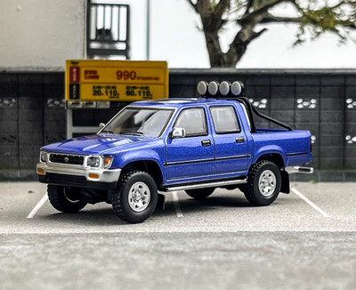 GB Masdi 1:64 Blue 1994 Hilux LN107 Pickup Cab Truck Model Diecast Collect Car
