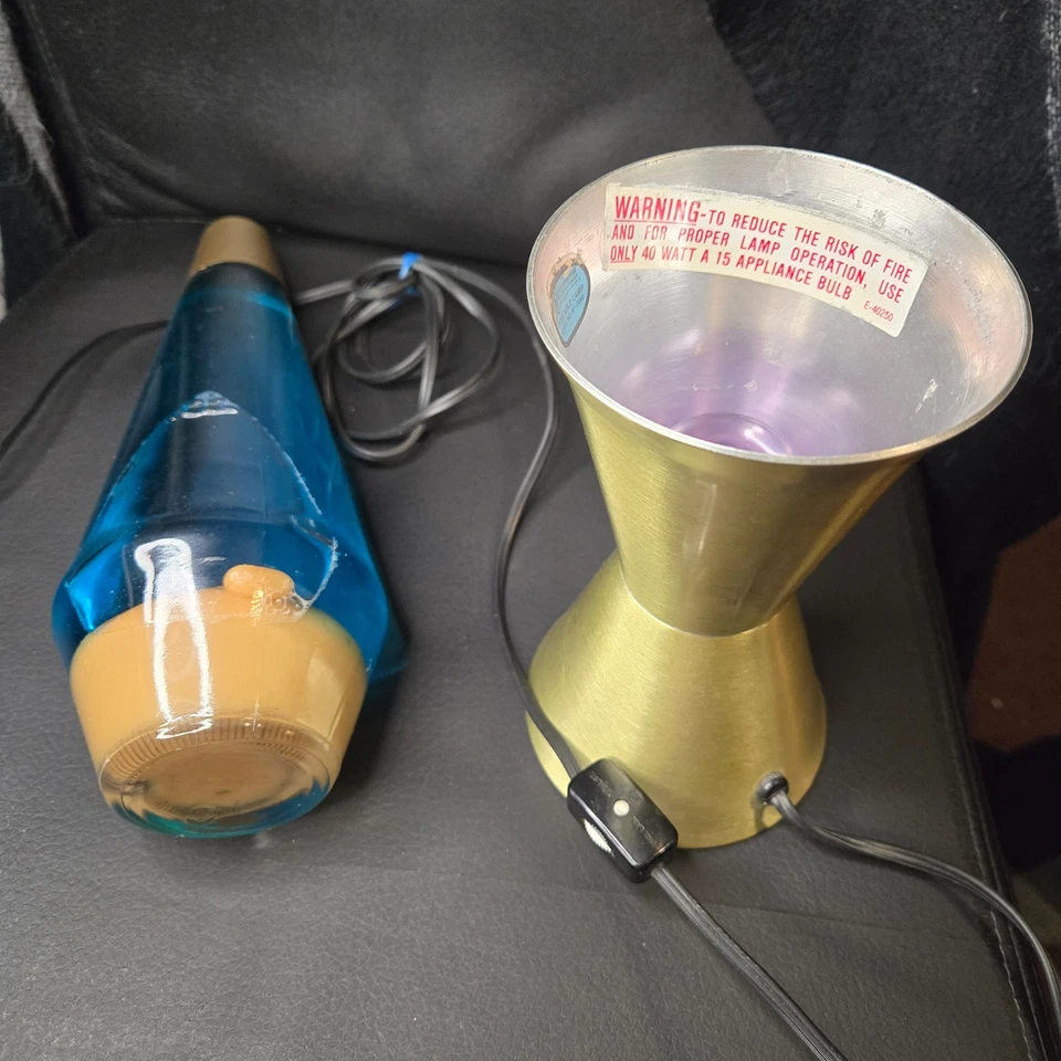 Vintage Lava Lite Lamp Model 8103 Blue Liquid White Wax Gold Base Box USA Decor - Image 2 of 4