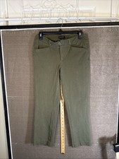 Banana Republic Women s Size 4 Olive Green Cropped Pants. See Pictures Please