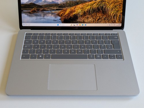 Microsoft Surface Laptop Studio i7-11370H 16GB RAM 512GB SSD 3050 Ti - Free Pen! - Afbeelding 3 van 20