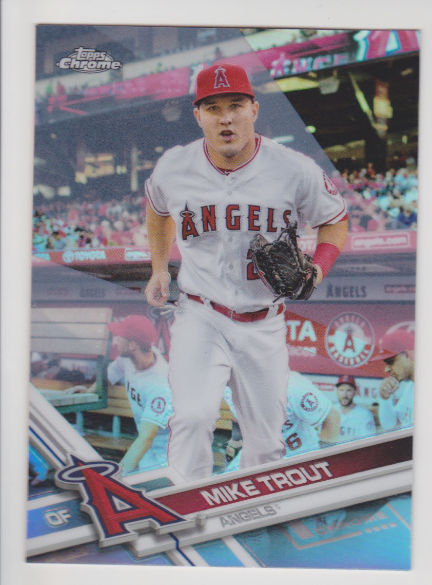 MIKE TROUT 2017 Topps Chrome Refractor Parallel #200 Angels