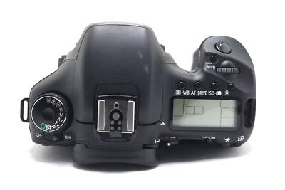 Canon eos 7D camera Model DS126251 W/CANO BATTERY GRIP | eBay