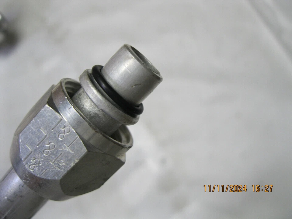 AcDelco 15-30210 22587824 A/C Compressor & Condenser Hose Assembly - Imagem 4 de 4