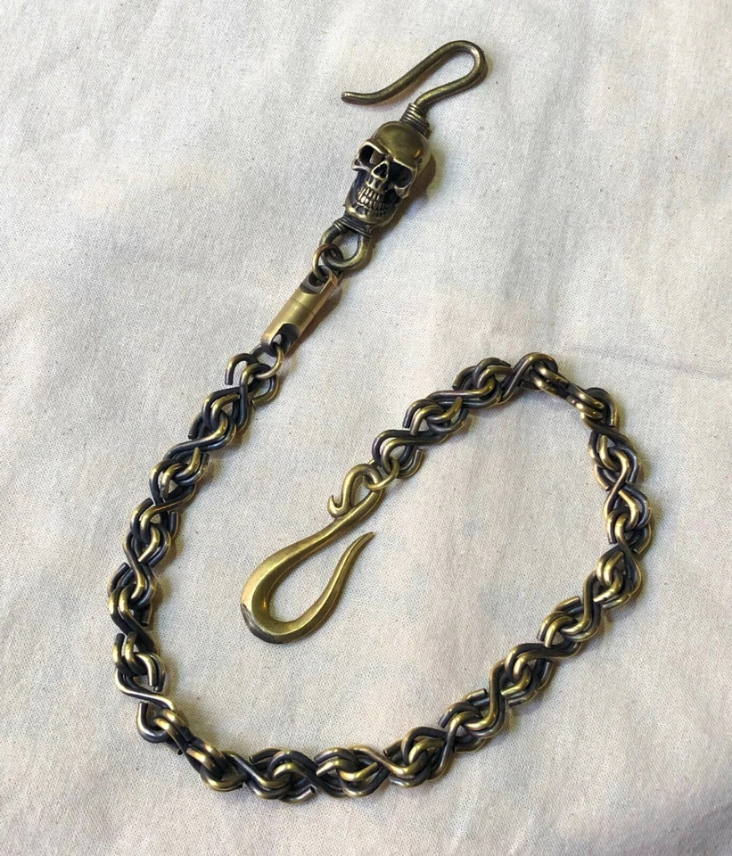 Cadena billetera de latón macizo infinita hecha a mano con gancho de calavera llavero de bronce motociclista  Foto 3 de 3