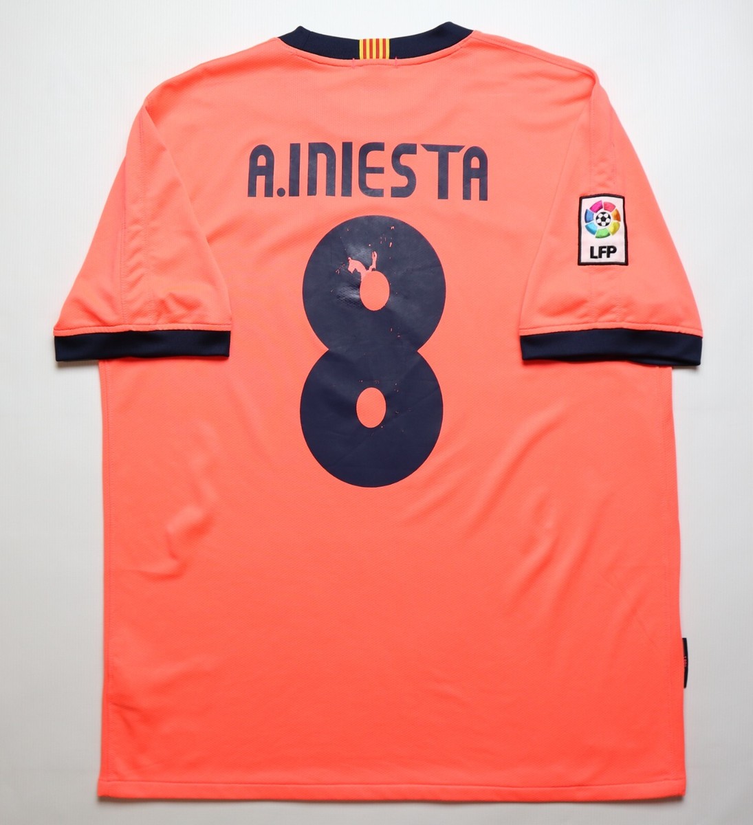 BARCELONA 2010/2011 INIESTA #8 THIRD FOOTBALL SHIRT SOCCER