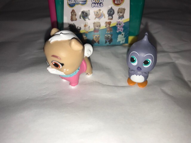 New Disney Puppy Dog Pals Travel Pets -SERIES 4- Feeling Pink Keia