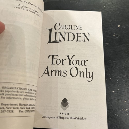 A View To A Kiss/For Your Arms Only Caroline Linden Lot 2 1st Ed 1st Print PB - Picture 12 of 13
