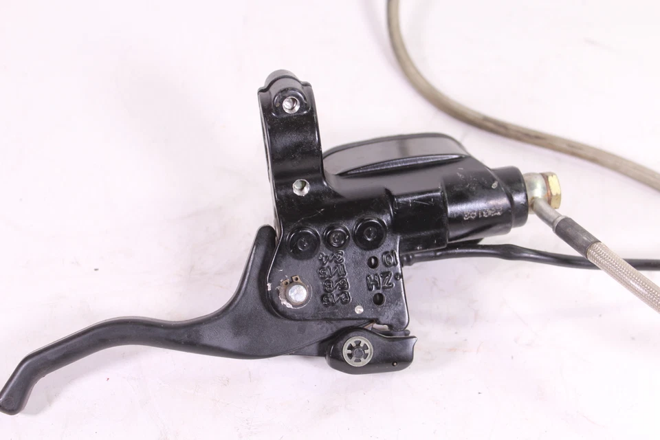 Polaris Pro RMK 800 2012 pinza de línea de cilindro maestro de freno Foto 4 de 4