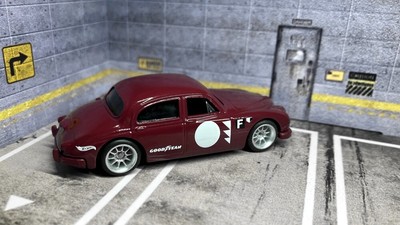 CUSTOM Red Jaguar Mk1       Silver Real Riders       2025 Hot Wheels