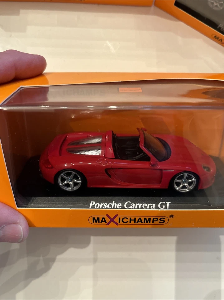 Minichamp Porsche Carrera GT Diecast red 1.43 - Image 4 of 4