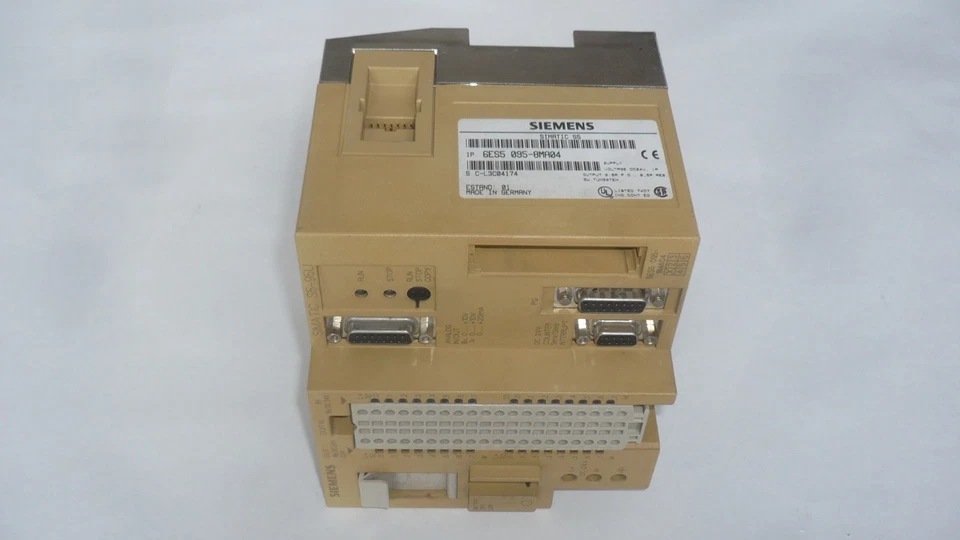 6ES5 095-8MA04 CPU PLC 95U con 16 ingressi e 16 uscite Siemens serie Simatic S5 - Immagine 2 di 4
