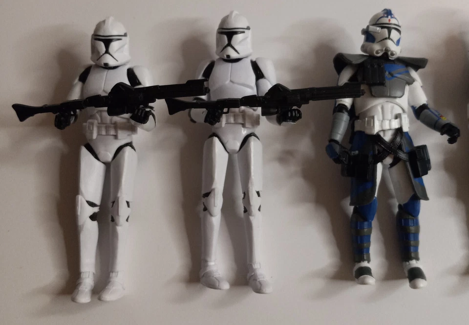 Star Wars 3.75-4" Clone Troopers Figura Aleatoria Paquete de 7 con Algunos Accesorios Foto 2 de 3