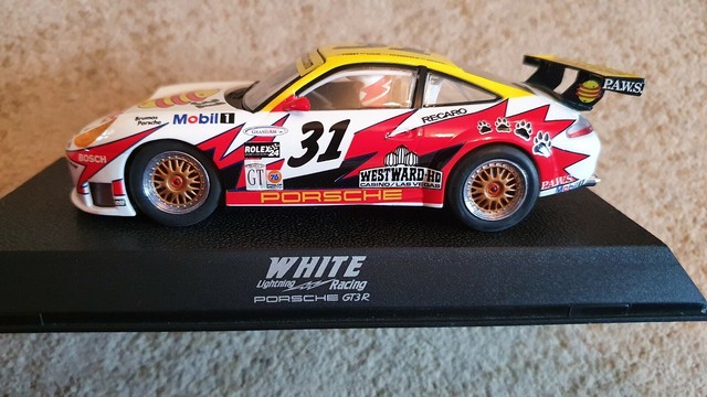 scalextric porsche 911 gt3r
