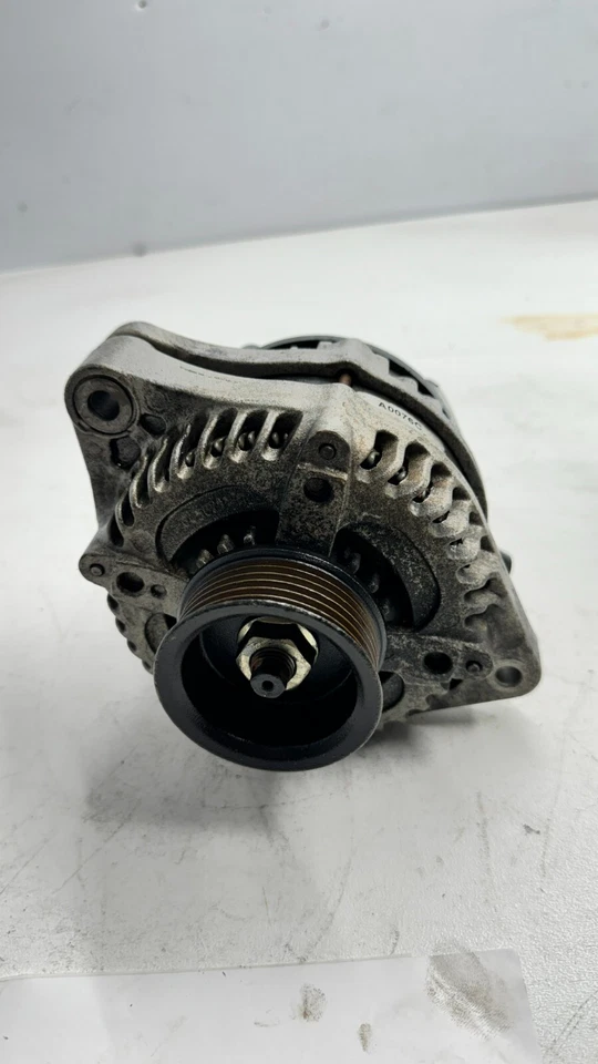 Alternador Honda Pilot 2005 OEM 1132021 Foto 2 de 4
