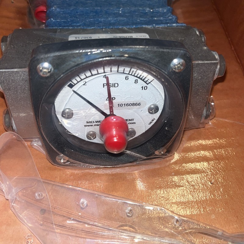 MIDWEST INSTRUMENT 140-SA-00-MO Diaphragm Type Pressure Gauge Model 140 NEW