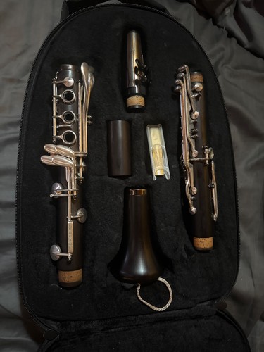 Used Bliss Le Blanc Clarinet in GREAT CONDITION