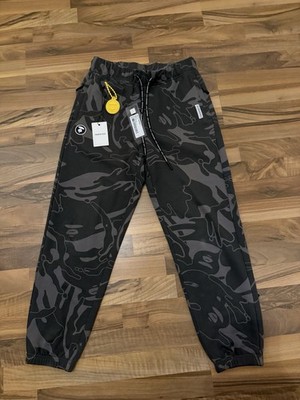 AAPE by A Bathing Ape Herren Jogginghose, Sweat Pants Graphic-print Olive Green