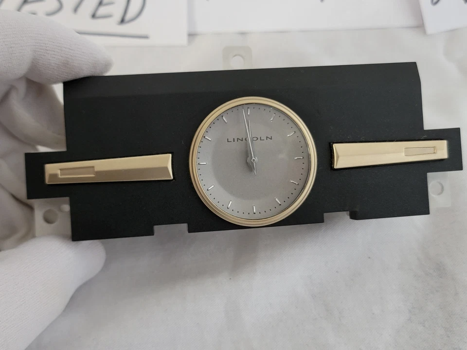 2004 Lincoln Town Car OEM Clock New Light - Image 2 of 4