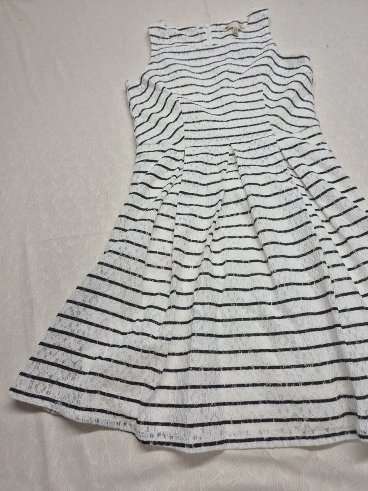 Yumi Dress Fit And Flare Skater Stripes Black And White Size: 10 - Image 4 of 4