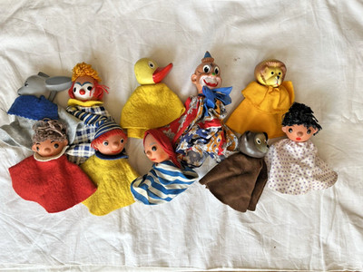 10 Schöne alte Handpuppen / Fingerpuppen Kasperle Puppentheater DDR