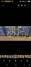 Can deliver Uk, Vintage RALEIGH ROAD BIKE LARGE 80s