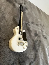 Electric Guitar House Collectible Lighters Design Novelty With Flashing Light