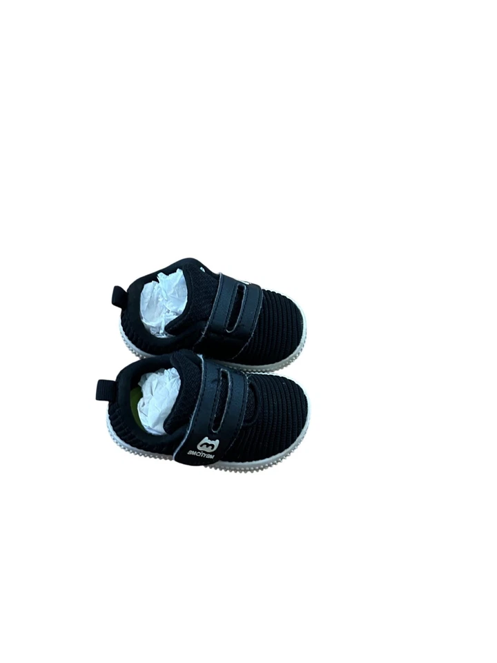 Juego de 2 zapatos para niños pequeños talla 4 y 3- sandalias Stride Rite y zapatillas de malla brillante Foto 4 de 4