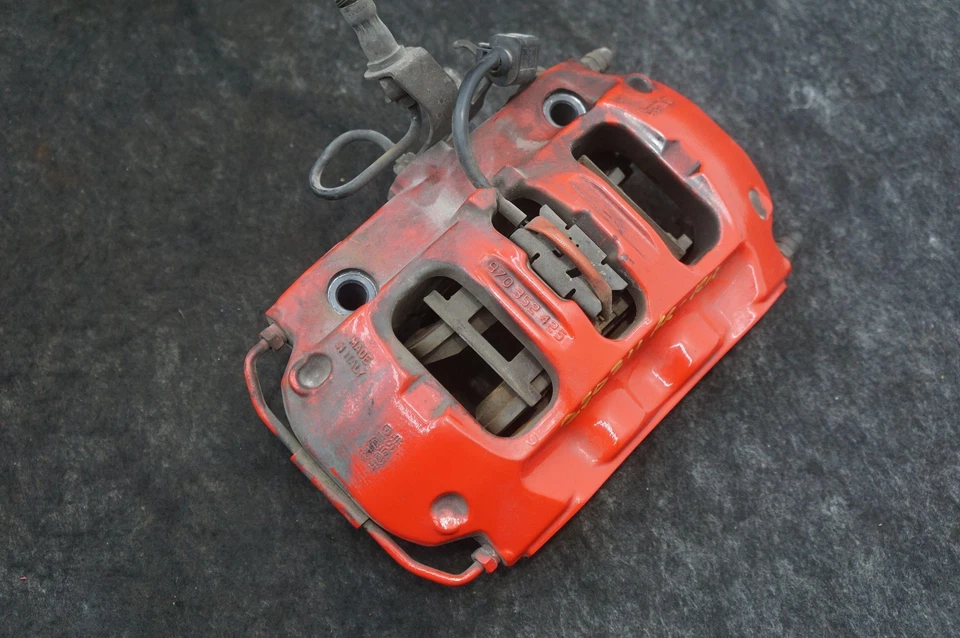 Rear Right Brembo Brake Caliper Red Oem 97035242603 Porsche Panamera 970 2010-16 - Image 4 of 4