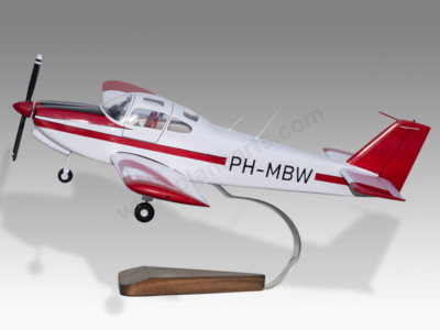 KYOSHO 京商 FA-200 AERO SUBARU エアロスバル 電動ラジコン機