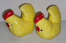 2 x Vintage Keramik Salz- und Pfefferstreuer " Hahn " Sammlung Aufl&ouml;sung 70er