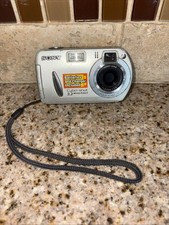 Sony Cyber-shot DSC-P32 3.2MP Digital Camera - Silver for Parts B29