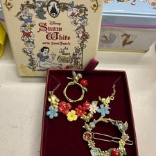 Disney Snow White Jewelry Set Necklace Ring Hair Clip Used