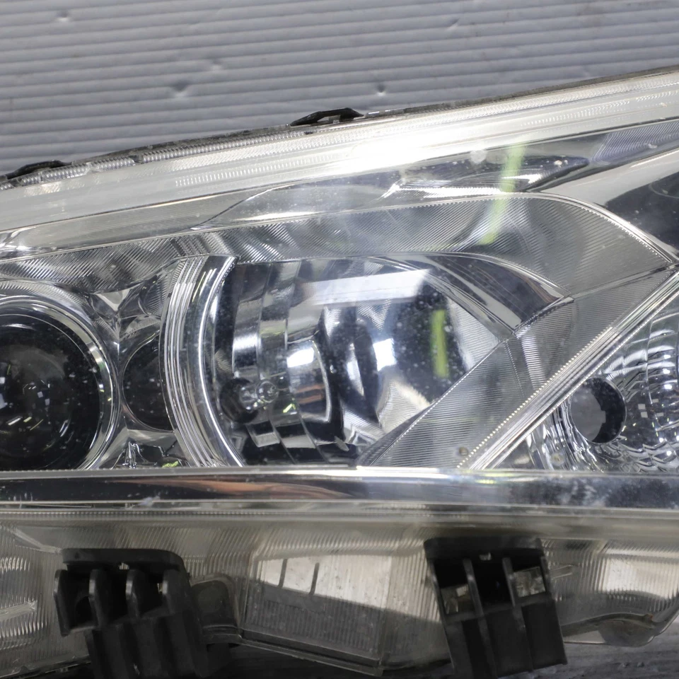 Оригинальная хромированная галогенная правосторонняя фара в сборе для Nissan Quest 2012–2017 годов выпуска - Изображение 4 из 4